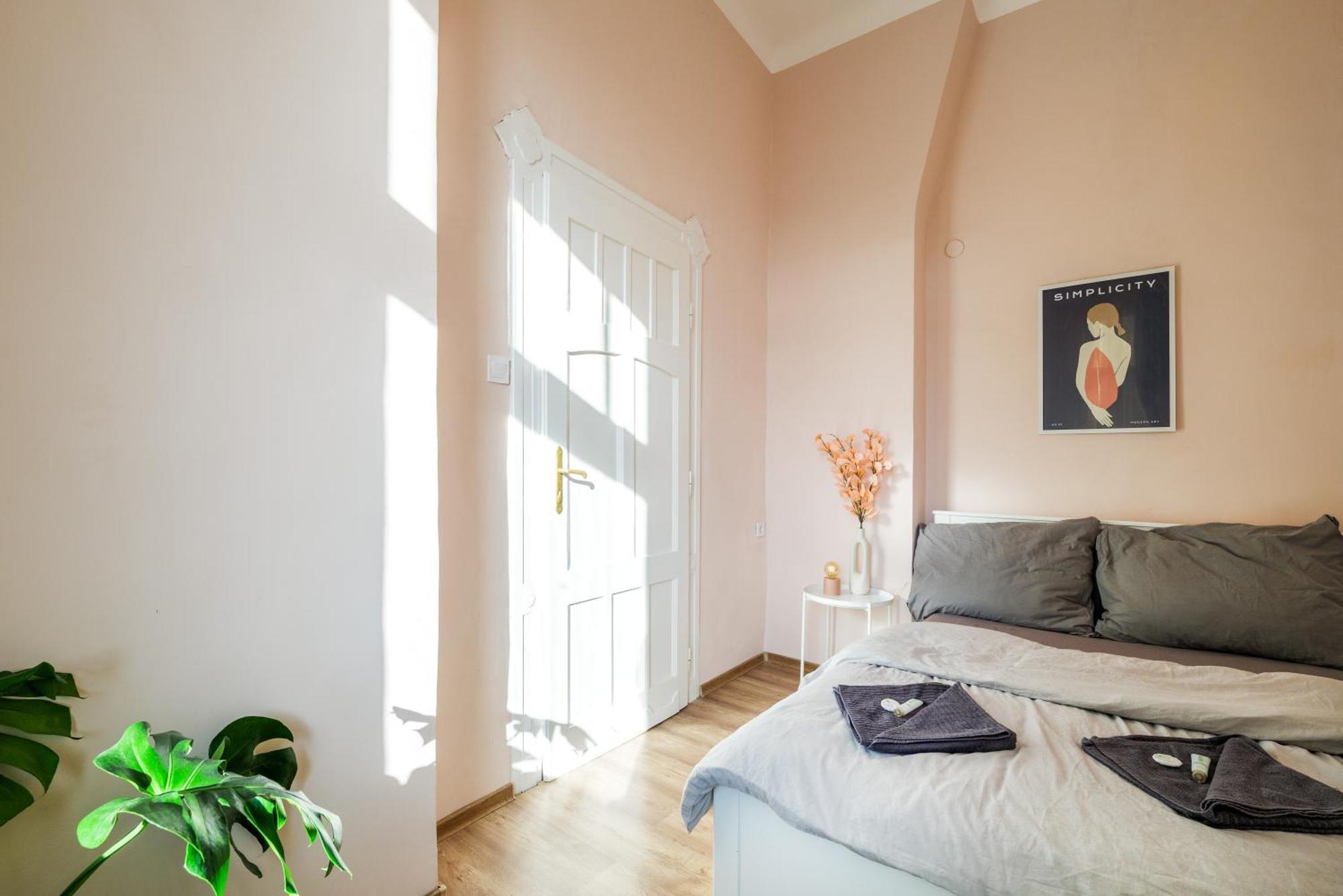 Golbarg Synagoge Apartment In Heart Of City Budapest Kültér fotó